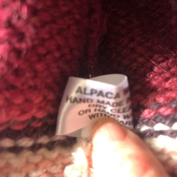 Women's Burgundy Patterned Cardigan - Picture 11 of 11